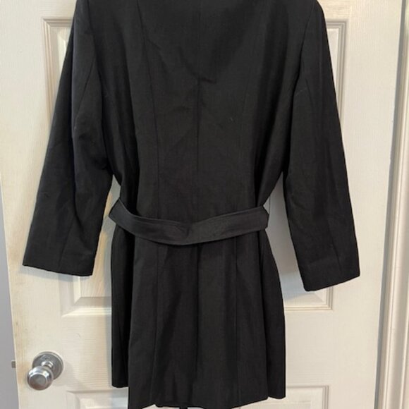 Tahari belted jacket blazer - Picture 3 of 14